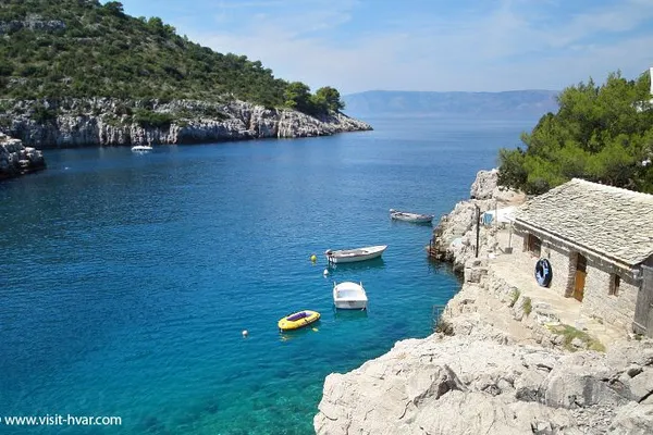 Hrvaška plaža, ki je ni lahko najti, a je za obiskovalce pravi raj